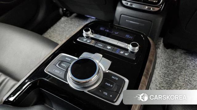 Genesis G90 2019 Черный из Кореи, фото 5