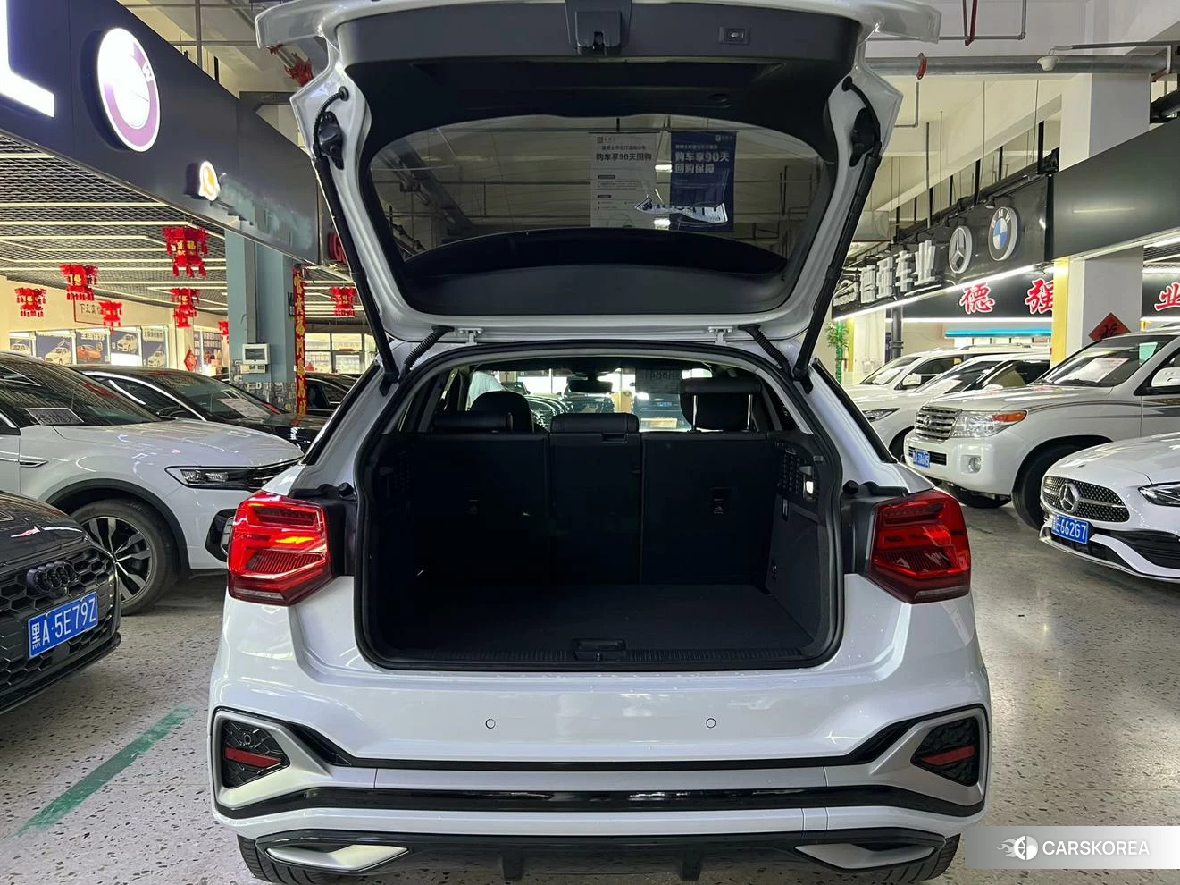Audi Q2L 2021 Белый из Китая, фото 5