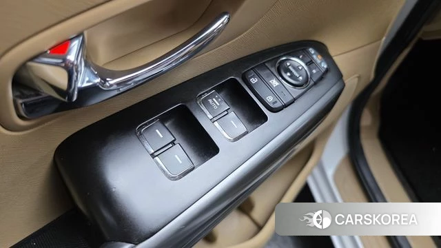 Kia The New Carnival 2018 Белый из Кореи, фото 5