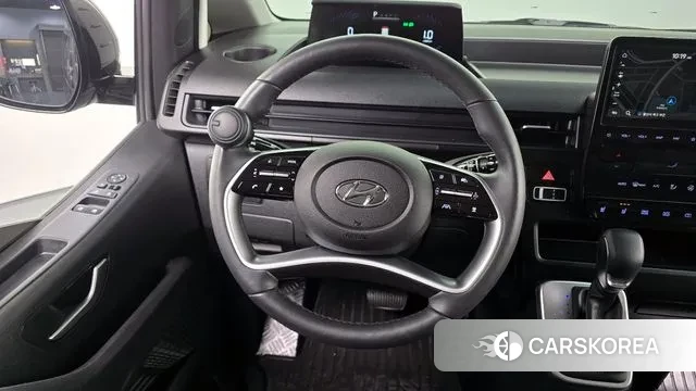 Hyundai Staria 2024 Черный из Кореи, фото 5