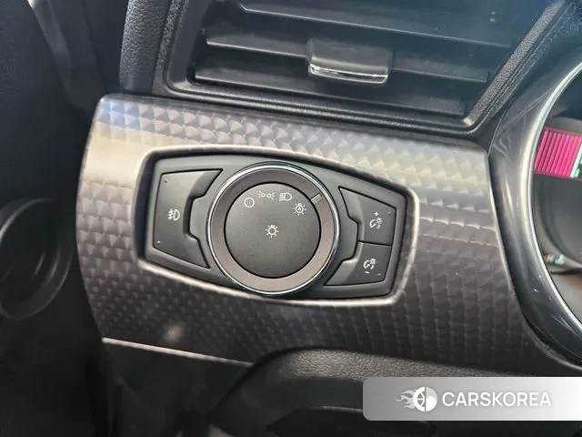 Ford Mustang 2019 Черный из Кореи, фото 5