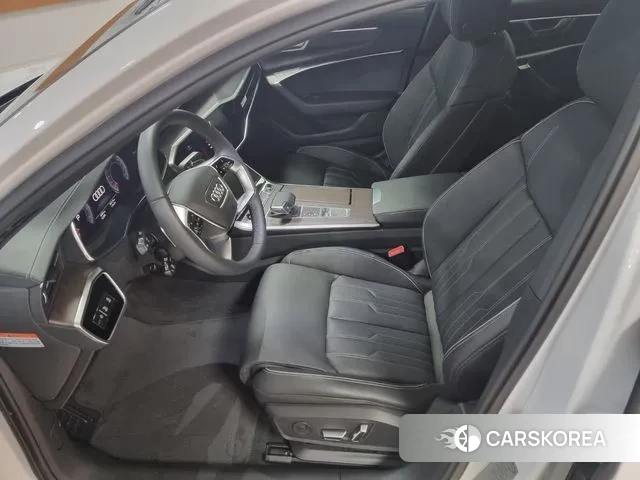 Audi A6 (C8) 2024 Белый из Кореи, фото 5