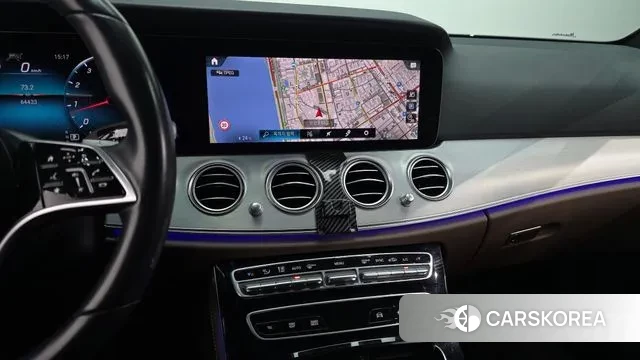 Mercedes-Benz E-Class W213 2021 Белый из Кореи, фото 5