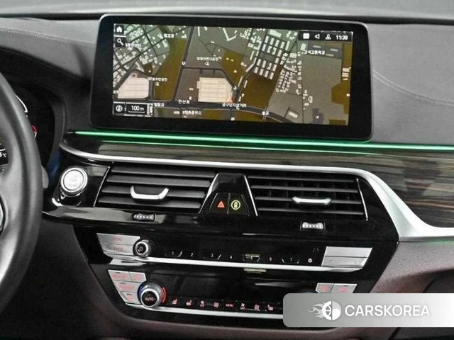 BMW 5 Series (G30) 2023 Черный из Кореи, фото 5