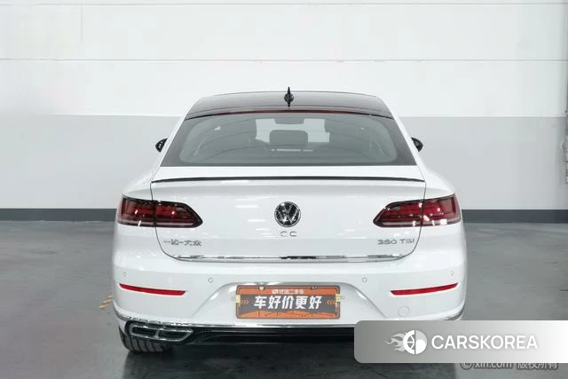 Volkswagen CC 2023 Белый из Китая, фото 5