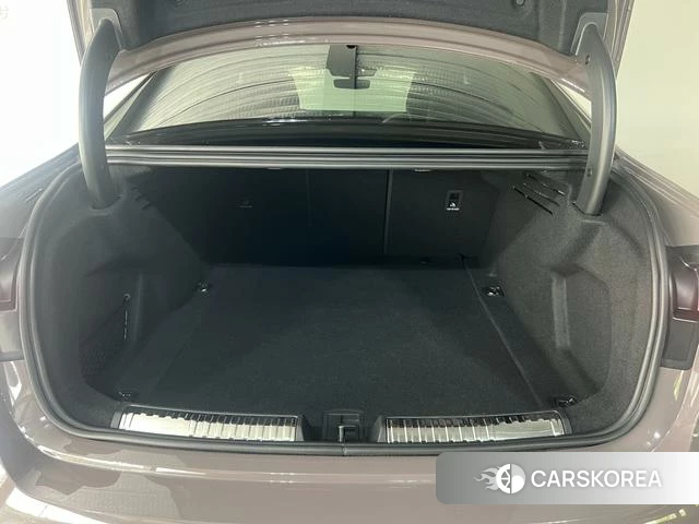 Audi A5L 2025 Другой из Китая, фото 5