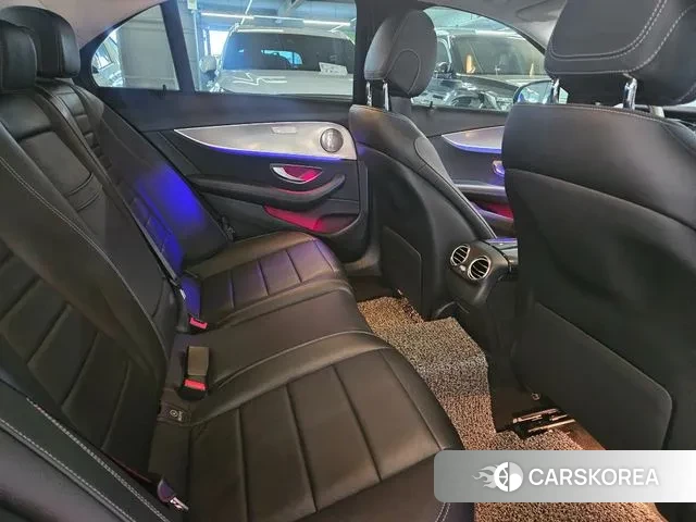 Mercedes-Benz E-Class W213 2018 Белый из Кореи, фото 5