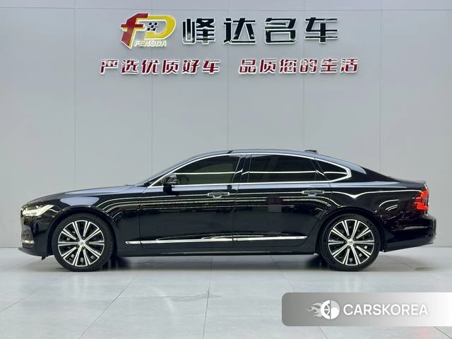Volvo S90 2023 Черный из Китая, фото 5