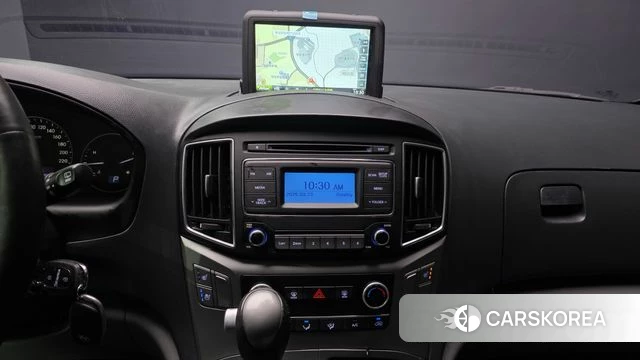 Hyundai The New Grand Starex 2018 Белый из Кореи, фото 5