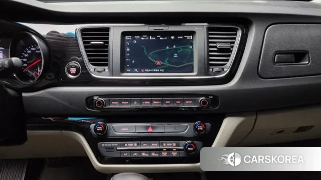 Kia The New Carnival 2018 Серый из Кореи, фото 5