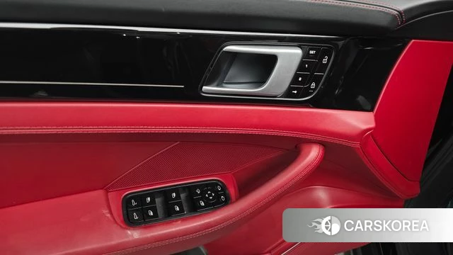 Porsche Panamera (971) 2020 Черный из Кореи, фото 5