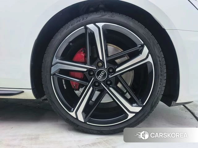 Audi A4L 2022 Белый из Китая, фото 5