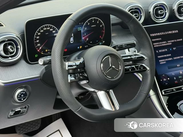 Mercedes-Benz Class C 2023 Зеленый из Китая, фото 5