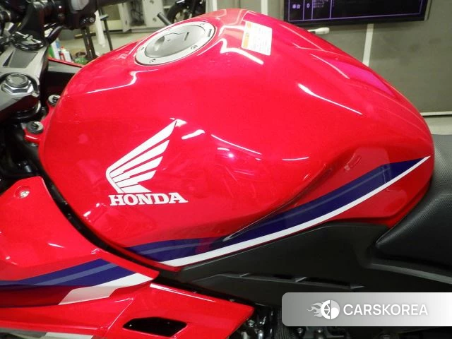 Проданный Honda CBR400R 2024 из Японии, фото 4