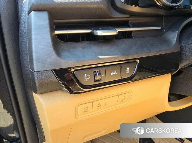 Kia Carnival 4th generation 2023 Серый из Кореи, фото 5