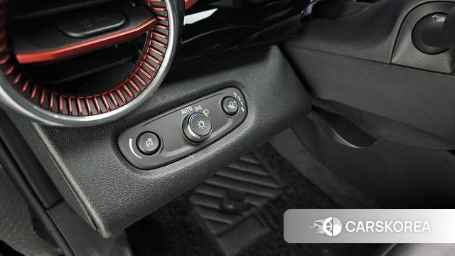 Chevrolet (GM Daewoo) Trax Crossover 2024 Черный из Кореи, фото 5