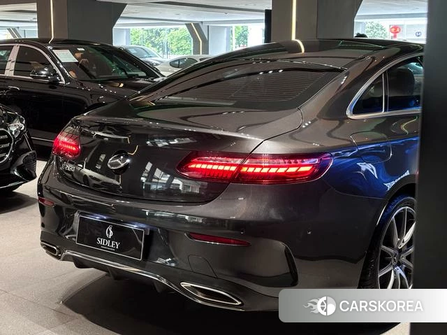 Mercedes-Benz E-class (imported) 2021 Темно-серый из Китая, фото 5
