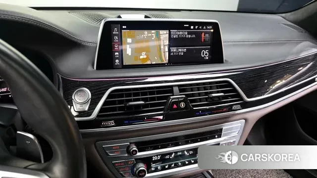 BMW 7 Series (G11) 2022 Серебристо-серый из Кореи, фото 5