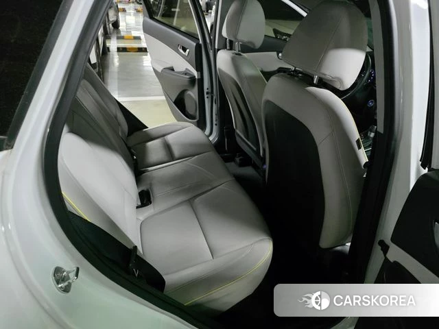 Hyundai The New Kona 2020 Белый из Кореи, фото 5