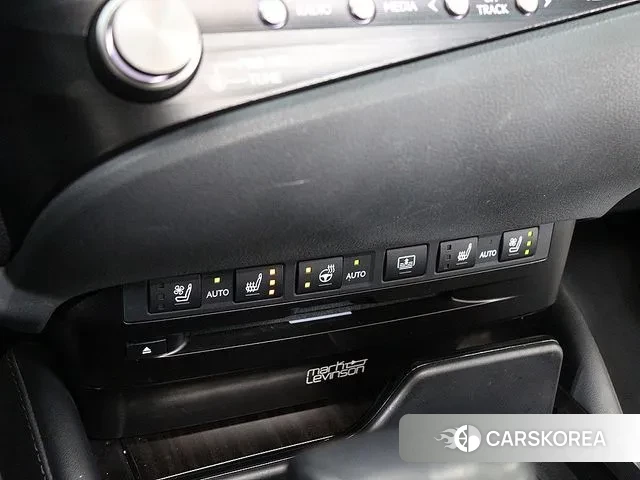 Lexus ES300h 7th generation 2021 Черный из Кореи, фото 5