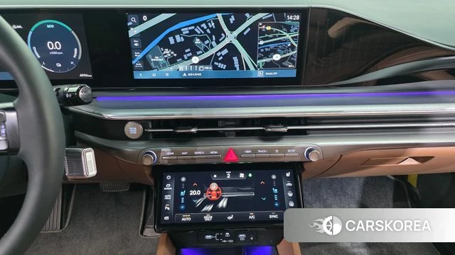 Hyundai Grandeur Hybrid (GN7) 2025 Белый из Кореи, фото 5