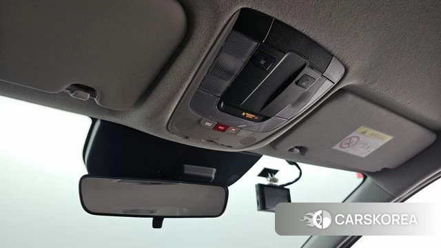 Kia Di Ol Nu Niro 2022 Серебристо-серый из Кореи, фото 5