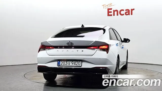 Hyundai Avante Hybrid (CN7) 2021 Белый из Кореи, фото 5