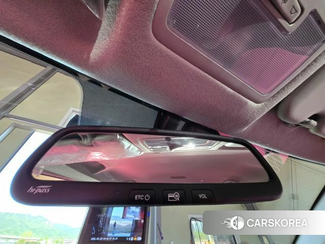 Hyundai Venue 2024 Серебристо-серый из Кореи, фото 5