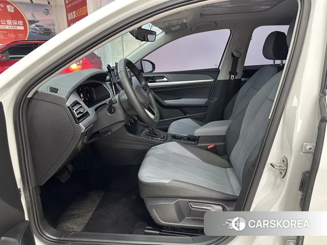 Volkswagen Lavida 2023 Белый из Китая, фото 5