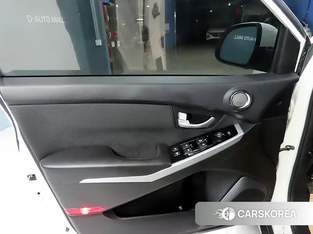 Ssangyong New Style Korando C id 2997468 из Кореи 5