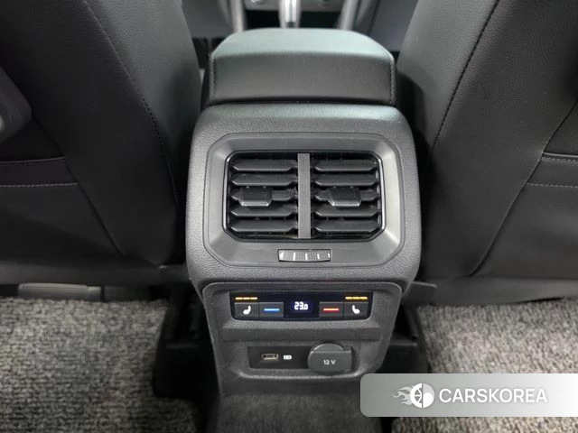 Volkswagen Tiguan second Generation 2020 Белый из Кореи, фото 5