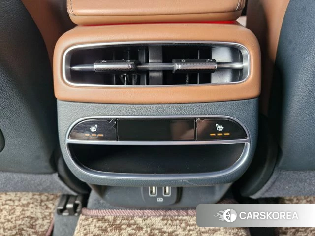 Genesis GV70 2021 Черный из Кореи, фото 5