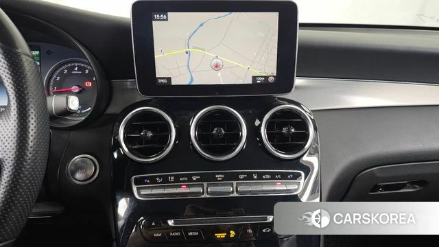 Mercedes-Benz GLC-Class X253 2018 Белый из Кореи, фото 5