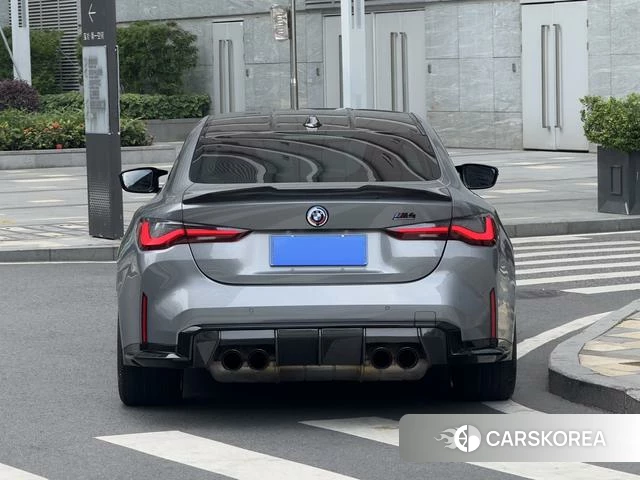 BMW M4 2024 Серебристо-серый из Китая, фото 5