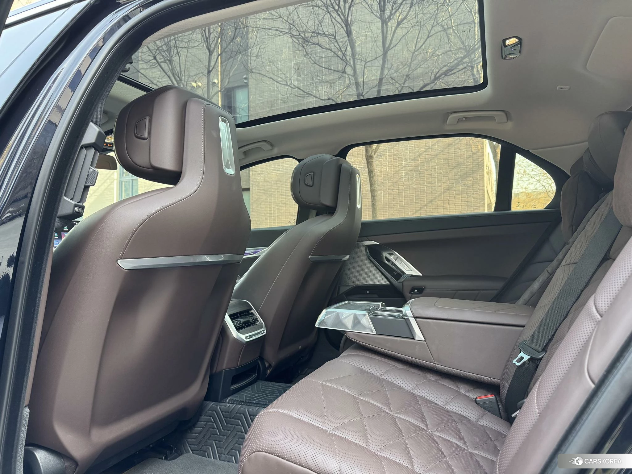 BMW 7 series 2022 Черный из Китая, фото 5
