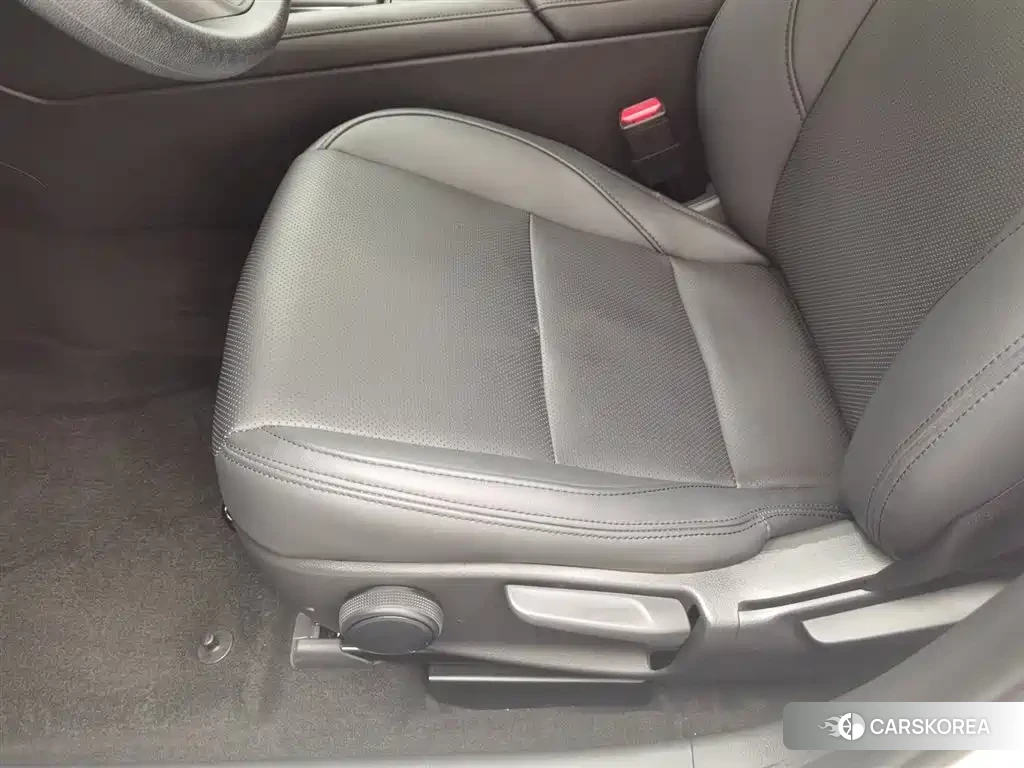 Mazda 3 2023 Белый из Китая, фото 5