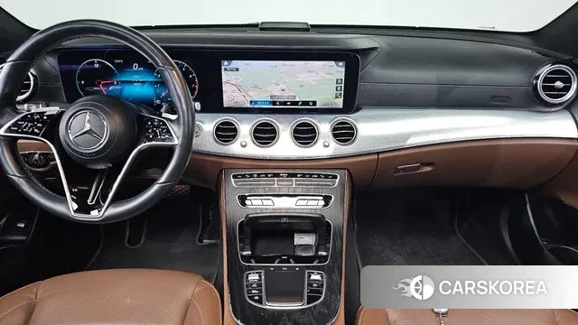 Mercedes-Benz E-Class W213 2021 Белый из Кореи, фото 5