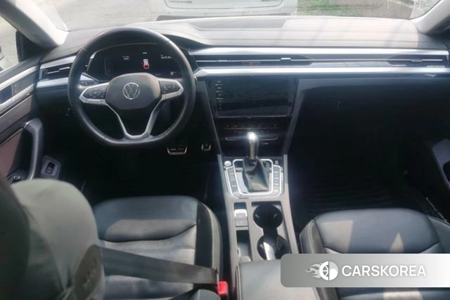 Volkswagen CC 2024 Темно-серый из Китая, фото 4