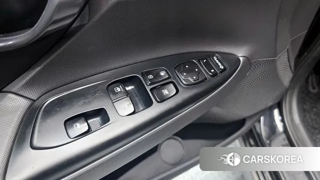 Hyundai Veloster (JS) 2019 Черный из Кореи, фото 5