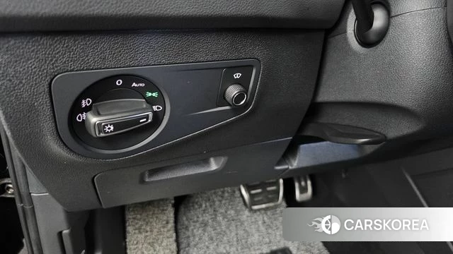Volkswagen Tiguan second Generation 2020 Черный из Кореи, фото 5