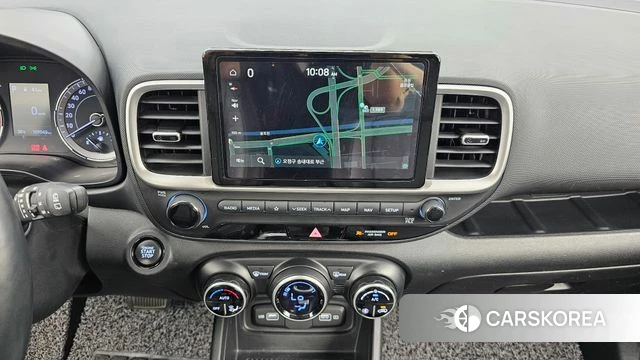 Hyundai Venue 2022 Белый из Кореи, фото 5