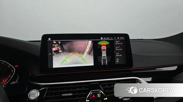 BMW 6 Series GT (G32) 2023 Белый из Кореи, фото 5