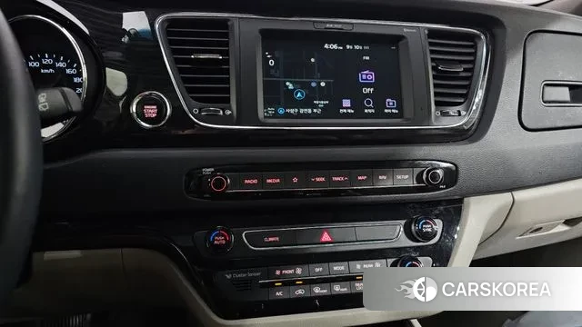 Kia The New Carnival 2019 Белый из Кореи, фото 5