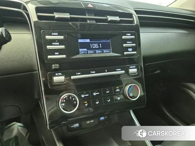 Hyundai Tucson (NX4) 2022 Серебряный из Кореи, фото 5