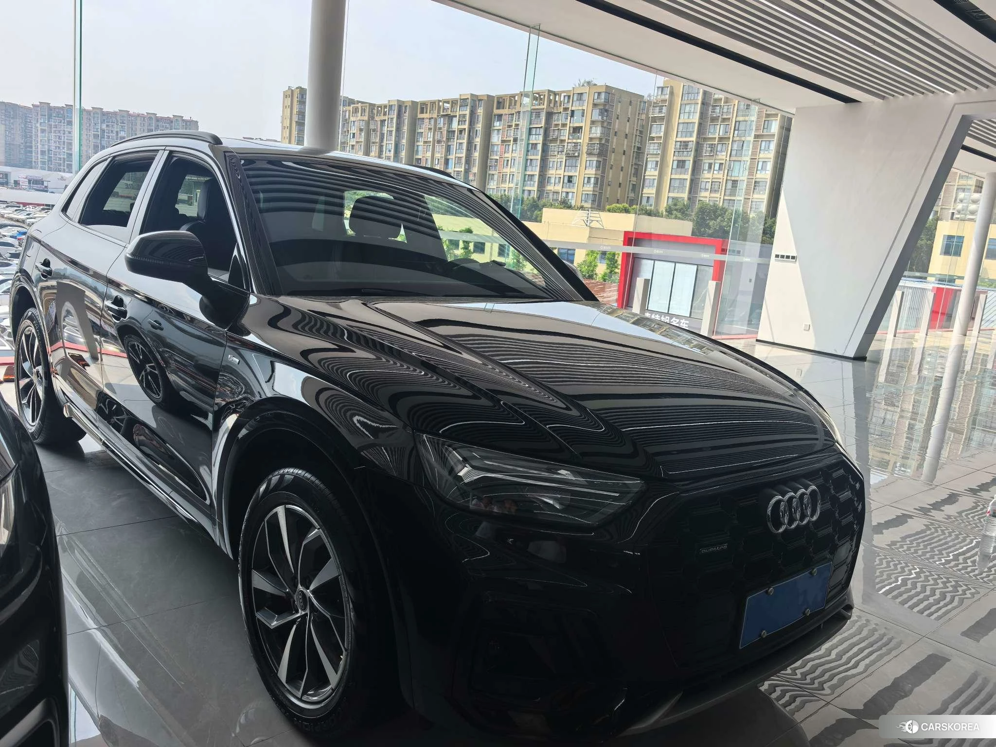 Audi Q5L 2024 Черный из Китая, фото 5