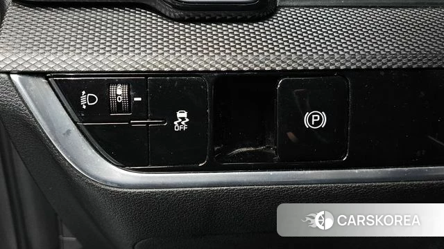 Kia Sportage 5th Generation 2022 Серебряный из Кореи, фото 5