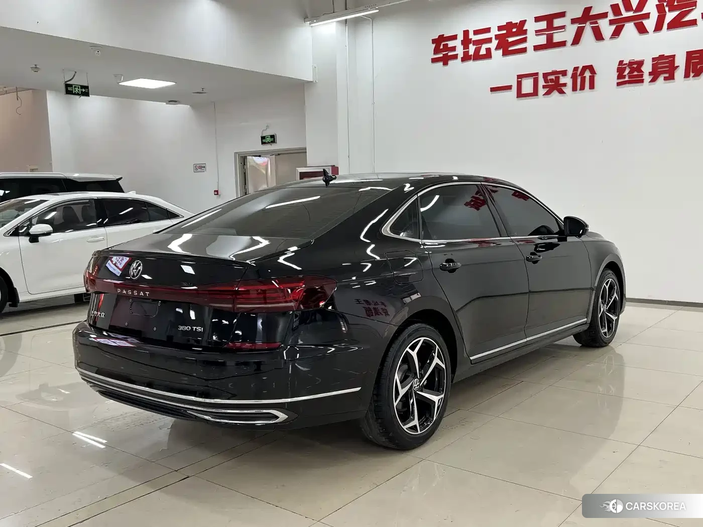 Volkswagen Passat 2026 Черный из Китая, фото 5