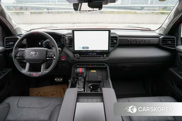 Toyota Sequoia 2024 Красный из Китая, фото 5