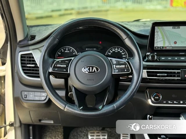 Kia Seltos 2019 Белый из Кореи, фото 5