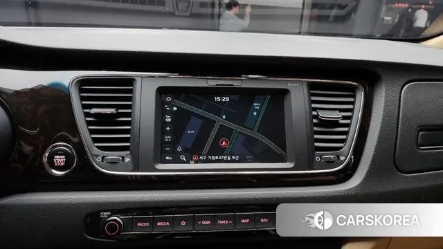 Kia The New Carnival 2019 Белый из Кореи, фото 5